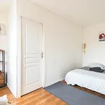 Appartement Lys - Ideal Pour Familles & Amis - Hypercentre - Vue Fontaine Sube Et Cathedrale - Wifi - Machine A Laver - Gare, Cathedrale De Reims, Commerces, Restaurants & Transports En Commun Accessibles A Pied En Moins De 10 Minutes *